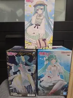 初音ミク　フィギュア３体セット