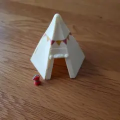 ガチャ クレヨンしんちゃん キャンプ テント＆ランタン