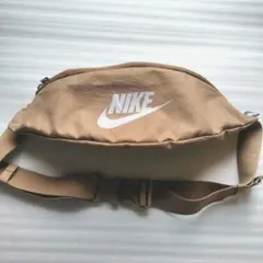 Nike ボディバッグ