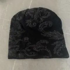 GEMMA. H UOMO 黒の模様入りニット帽