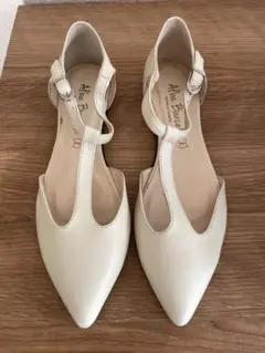 極美品⭐︎スピックアンドスパン購入　アルバ バルセロ パンプスのサムネイル