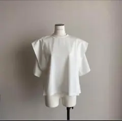 2026年最新】lohen デザインカットソーの人気アイテム - メルカリ