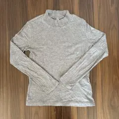 UNIQLO グレー リブハイネック 長袖カットソー　150
