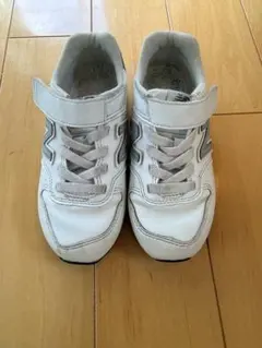 New Balance 996 レザーホワイト スニーカー