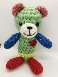 ハンドメイド　あみぐるみ　カラフルくまさん