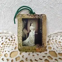 Item thumbnail for item 0a9750f0-c8be-4bd2-beb6-54cea7efedee