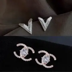 在庫処分　2ペアセット　CCピアス→ピンクゴールド　Vピアス→シルバー