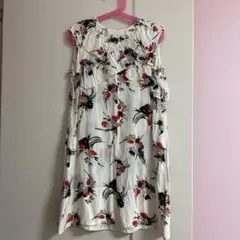 美品MARNI マルニ キッズ　子供服　女の子　花柄ノースリーブワンピース　8Aのサムネイル