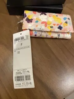 定価14300円 Paul Smith 花柄キーケース 春向け