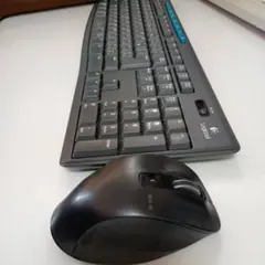 Logitech ワイヤレスキーボードとマウスセット