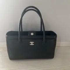 黒 トートバッグ