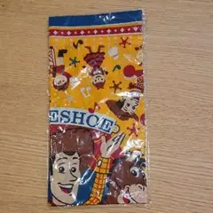 【非売品】ディズニーランド ラウンドアップバンダナ