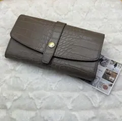 ベージュ クロコダイル型押し 合皮 長財布のサムネイル