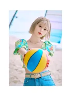 2025年最新】niziu tシャツ リクの人気アイテム - メルカリ