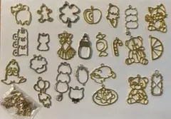 レジン　型　25種類　プラスパーツ　ゴールド　チャーム　キーホルダー