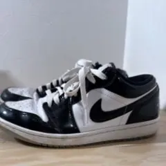 Nike 黒白 スニーカー ローカット