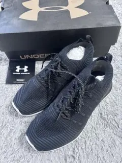 UNDER ARMOUR ランニングシューズ ブラックのサムネイル