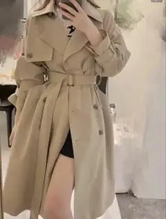 ベージュ トレンチコート ウエストベルト付き