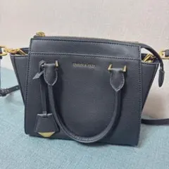 CHARLES&KEITH バッグ