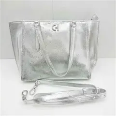 ★COLE HAAN シルバー系 トートバッグ レディース