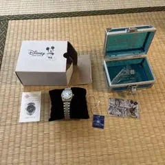 Disney ミッキー 時計 ブラックダイヤルのサムネイル