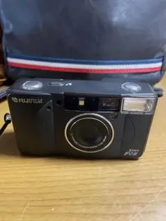 H56美品✨ 富士フィルム FUJIFILM Silvi F2.8フィルムカメラ 良品] Fujifilm SILVI F2.8 Silver フジフィルム