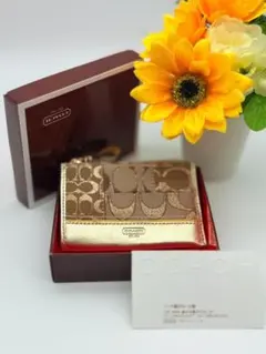 ✨ほぼ未使用◇箱付◇COACH シグネチャー ゴールド コインケース 限定✨