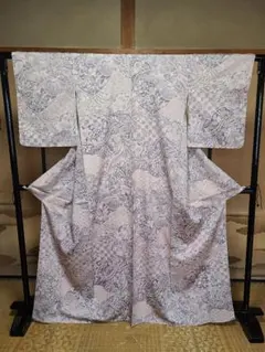 着物 紬 薄物 夏大島 グレージュ 正絹 夏紬 身丈157cm - メルカリ