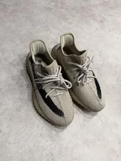 YEEZY Boost 350 V2