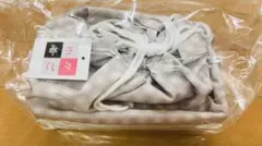 新品未開封 かご巾着 淡いグレー系布製巾着ポーチ 小型 タグ付き