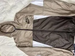 Nike ナイロンジャケット フード付き