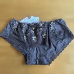 Risa Magli／リサマリ ショーツＭサイズ 未使用タグ付きのサムネイル