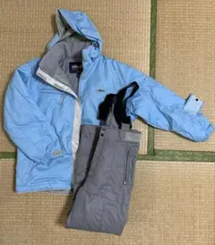 【ellesse】美品 レディース L スキーウェア 上下セット
