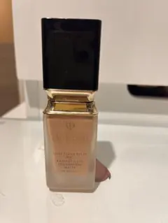 クレドポーボーテ　タンフリュイドエクラ　ピンクオークル10