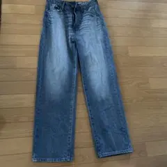 ルーズストレートデニム