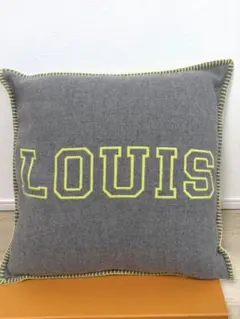 ルイヴィトン クッション