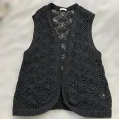 LOWRYS FARM 黒 ニットベスト レース編み