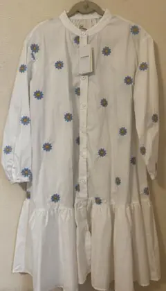 シャツワンピース　花柄　130