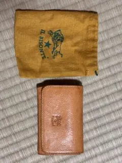 Item thumbnail for item 3a1a63f2-8e31-44f1-8a86-2c4666808eb3