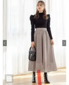 ★GRL★グレイル★ドット柄フレアスカート★ベージュ★水玉柄★Ｍサイズ