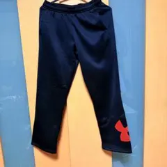 Under Armour ブラックに赤のロゴ★ジャージ下★裏起毛加工★軽いです♪