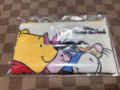 ディズニーストア　シークレットポーチ　プーさん