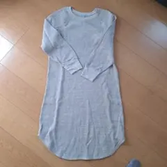 UNIQLO グレーベージュ 七分袖ワンピース M