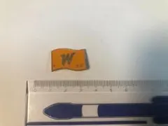 大洋ホェールズ　旗型ピンバッジ