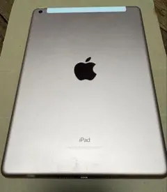 iPad6世代 128GB wi-fi+cellular ゴールドのサムネイル