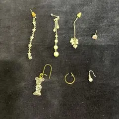 ミッキー型チャーム付きピアスセット