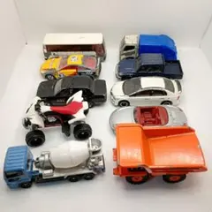 トミカ　10台 まとめ売り　ミニカー　タカラトミー　ミキサー車　ダンプカー　②のサムネイル
