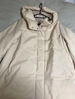 UNIQLO 美品Lサイズベージュ フード付きダウンジャケット