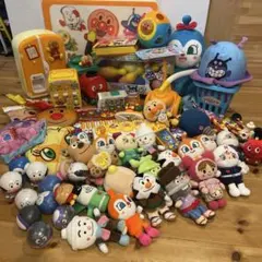 アンパンマン　ANPANMAN 玩具　おもちゃ　メロンパンな　バイキンマン　人形
