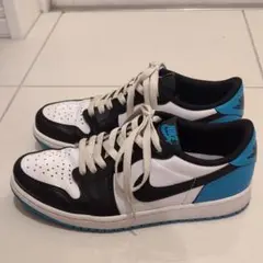 Nike AJ1 Low OG Black&Dark Powder Blue箱有